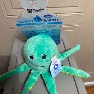 Spunky Optopus With Squeaker